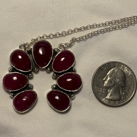 Ruby Naja necklace - Picture 4 of 8